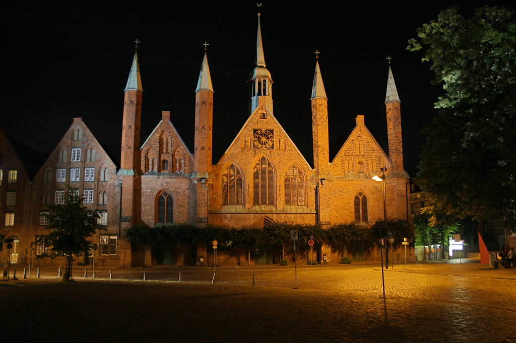 Heiligen-Geist-Hospital.jpg